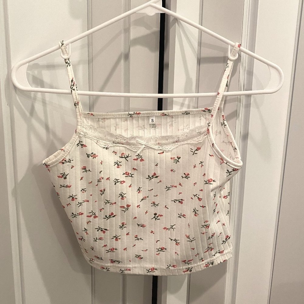 floral tank top